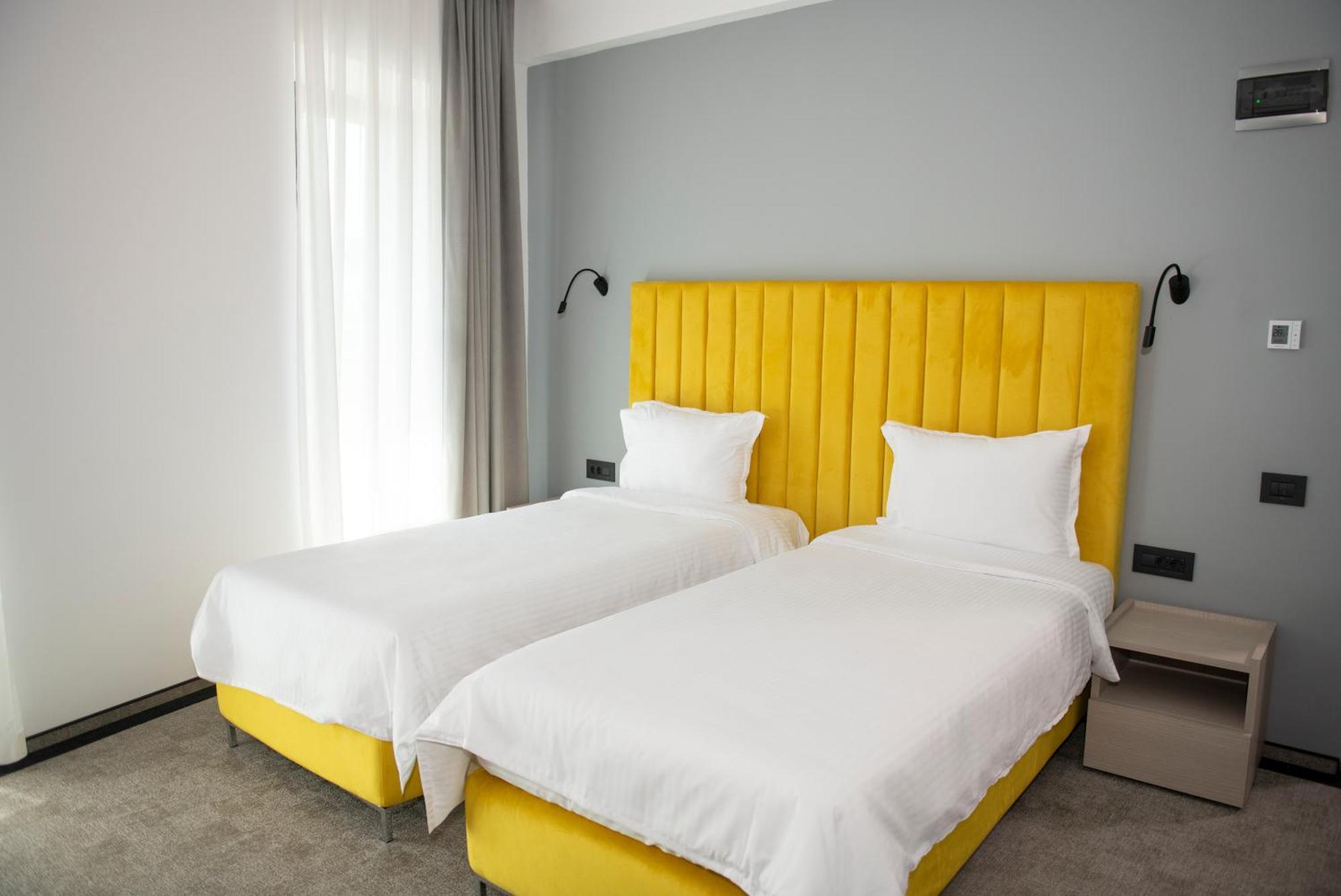 Cm111Apparthotel Bucharest Exterior photo